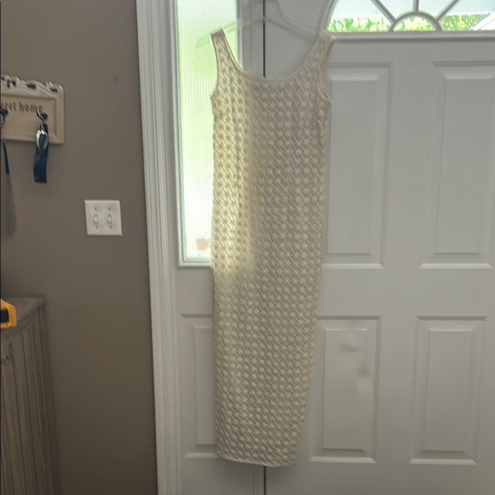 Elegant Cream Sleeveless Dress